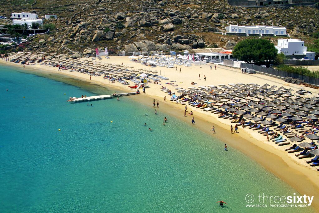 Παραλία Super Paradise, Μύκονος